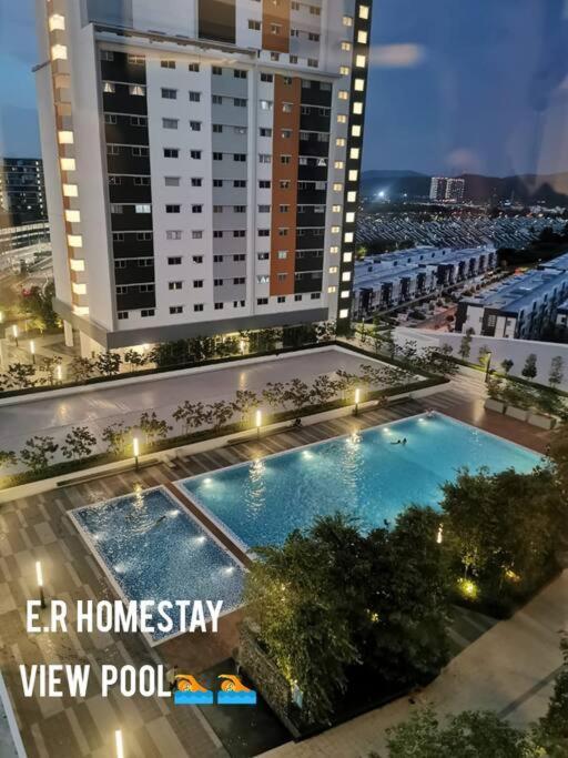 E. R Homestay 3R2B Nearby Klia 雪邦 外观 照片